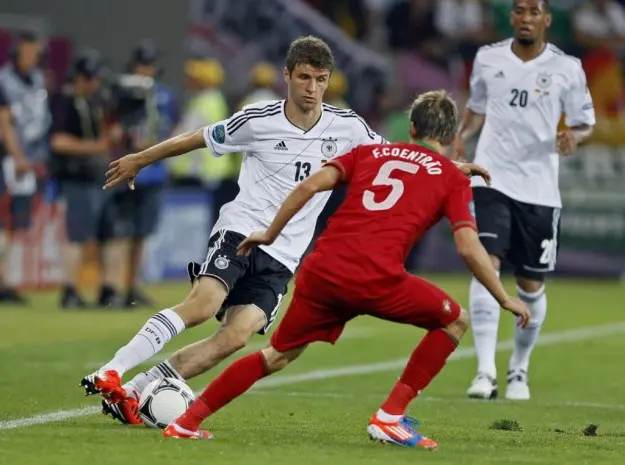 La Germania distrugge il Portogallo 4-0