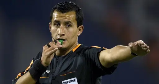 Enrique Osses arbitro di Italia - Costa Rica